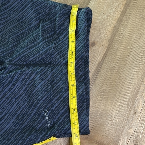 Calvin Klein Yoga Leggings.  Size XS - Picture 10 of 11